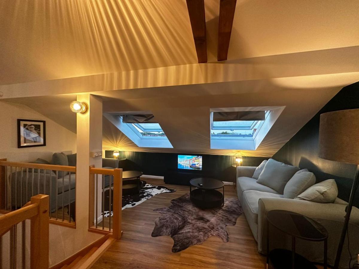Nr 14 - Hochwertiges 3 Zimmer Maisonette Appartment Mit Grosszugigen Wohnbereich Und Balkon Leipzig Luaran gambar