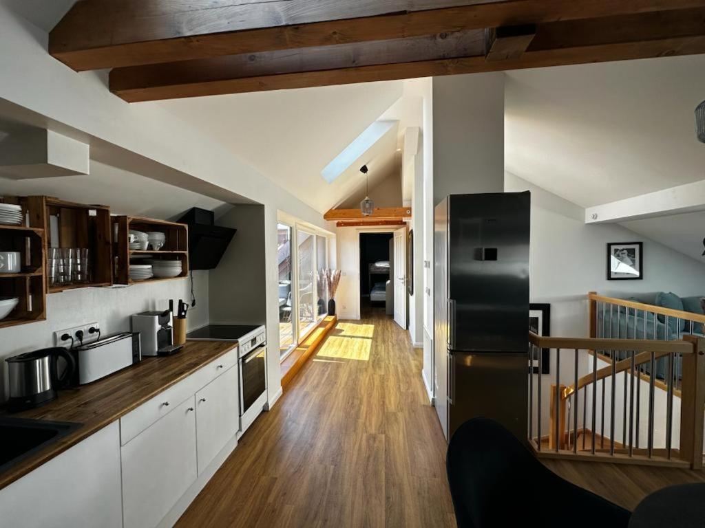 Nr 14 - Hochwertiges 3 Zimmer Maisonette Appartment Mit Grosszugigen Wohnbereich Und Balkon Leipzig Luaran gambar